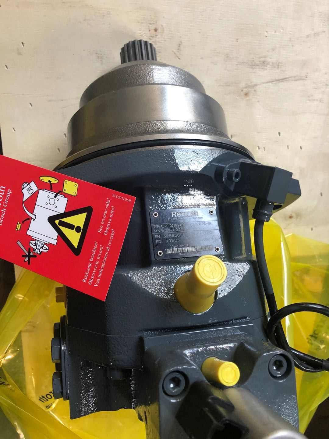 A6VE28HAXT63W-VAL020A-S (3)