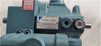 DAIKIN V15A3RX95 hüdrauliline kolbpump varuosa õlipump V15A3RX-95 J-V15A3RX-95RC laos